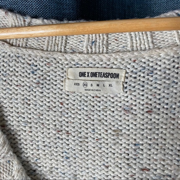 💥24 HR CLEAR-OUT💥 One Teaspoon Knit Sweater - Picture 3 of 5